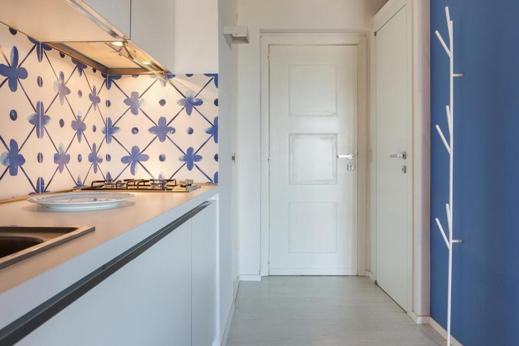 Apartmán Casablu, Un Delizioso Bilocale Sulla Baia Di Naxos Giardini Naxos Exteriér fotografie